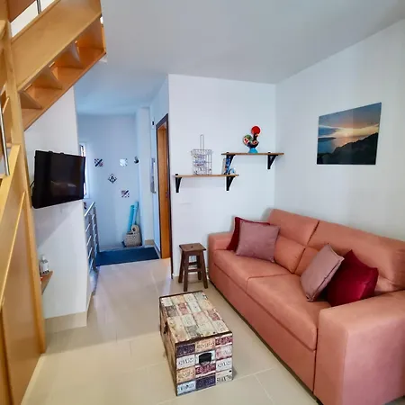Sea View Terrace, 30m, Parking Available, Air Conditioning