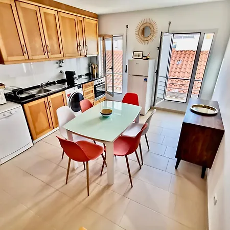Sea View Terrace, 30m, Parking Available, Air Conditioning Nazare