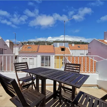 Апартаменты Sea View Terrace, 30m, Parking Available, Air Conditioning *